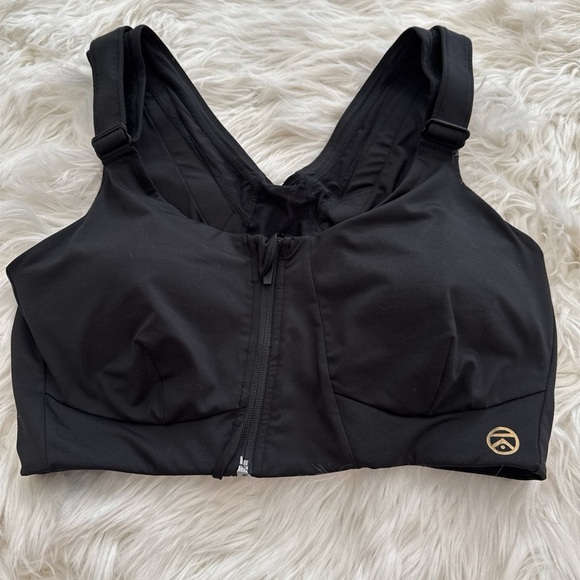 Kin Rlyte Black Racerback Sports Bra with Moisture-Wicking Fabric - Picture 1 of 3